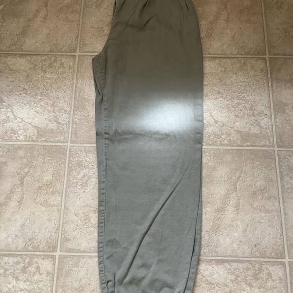 Zara sage green comfy pants| size 11-12 kids - Picture 2 of 5
